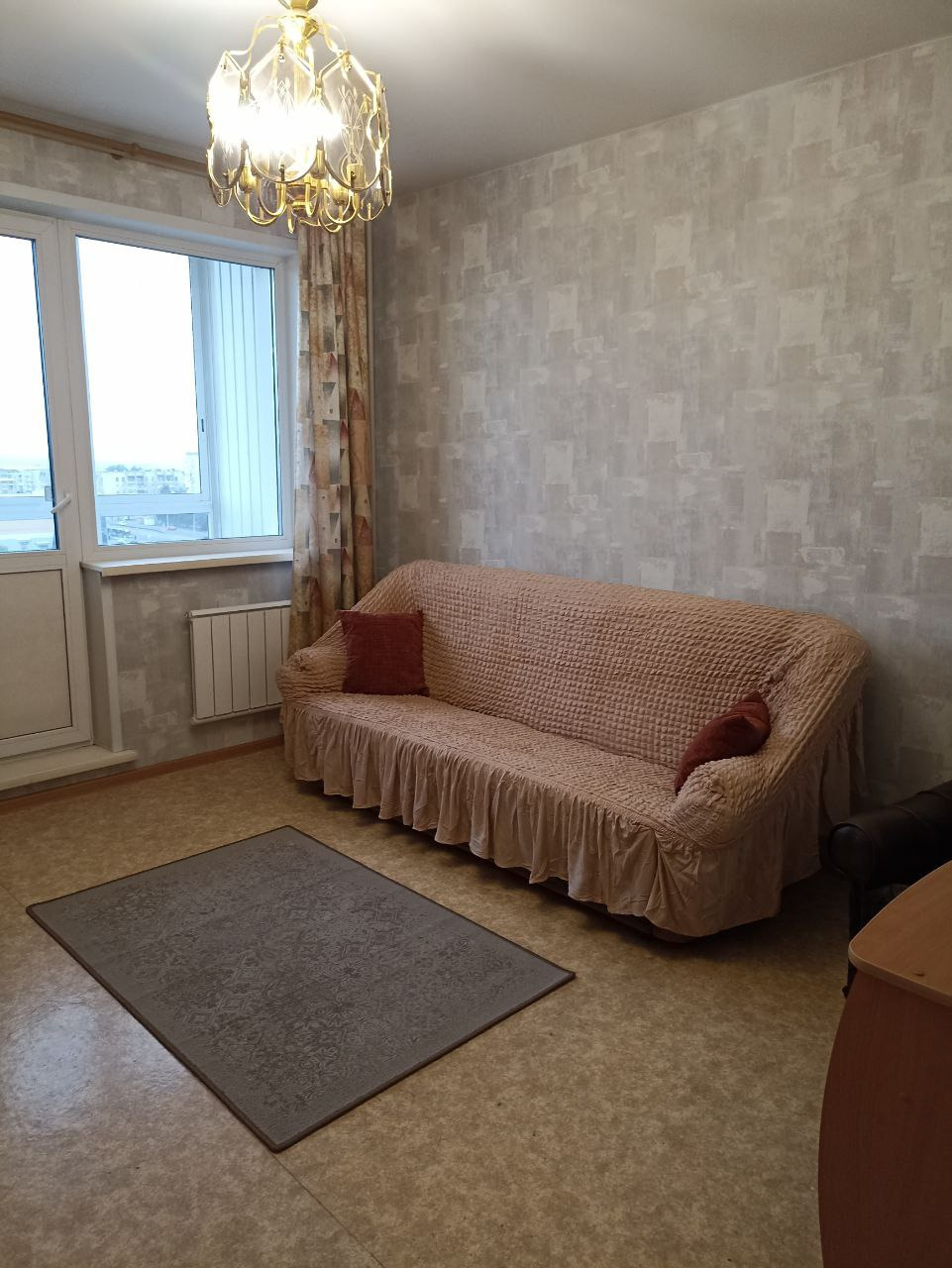 Сдается 1 комн квартира на Радуге, в новом доме. прекрасный вариант для молодой семьи или молодого человека,  с мебелью и техникой, на длительный срок, оплата помесячно плюс вода и электричество по приборам учета.


Комиссия агентства разовая по факту заселения. У собственника могут быть дополнитель